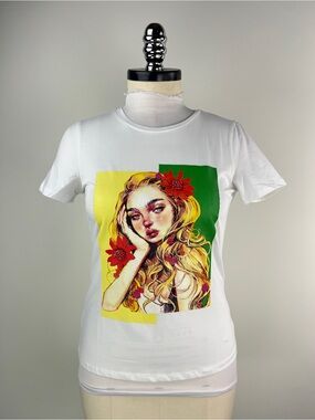 💚 3751. White Graphic Floral Portrait Tee